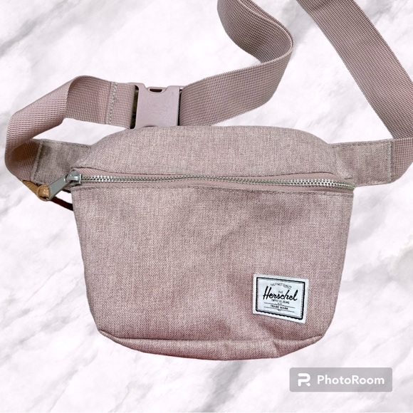 Herschel 15 hip pack. Ash rose. - Picture 1 of 9